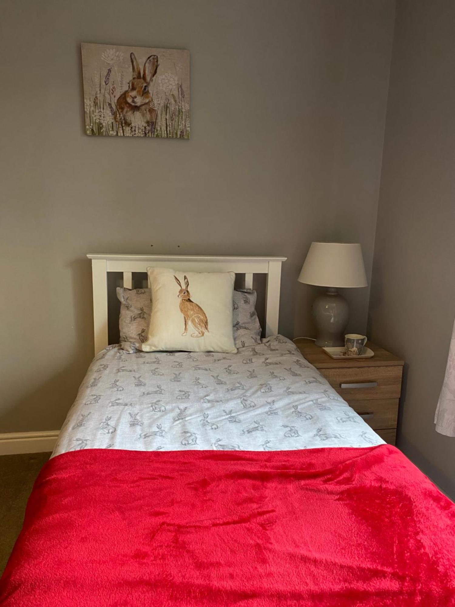 Little Hare Lodge - Spacious 2 Bedroom Attached Bungalow Woodhall Spa Bagian luar foto
